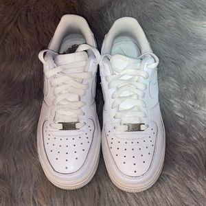 Kids size 4 Air Force 1